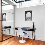 Bm -Lumineux Et Pratique Pied A Terre Quartier Sebastopol